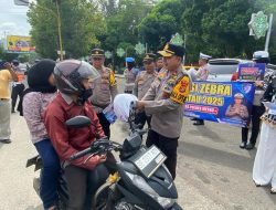 Polres Metro Gelar Operasi Zebra Krakatau 2025 di TL Masjid Taqwa, Bagikan Sembako Hingga Helm